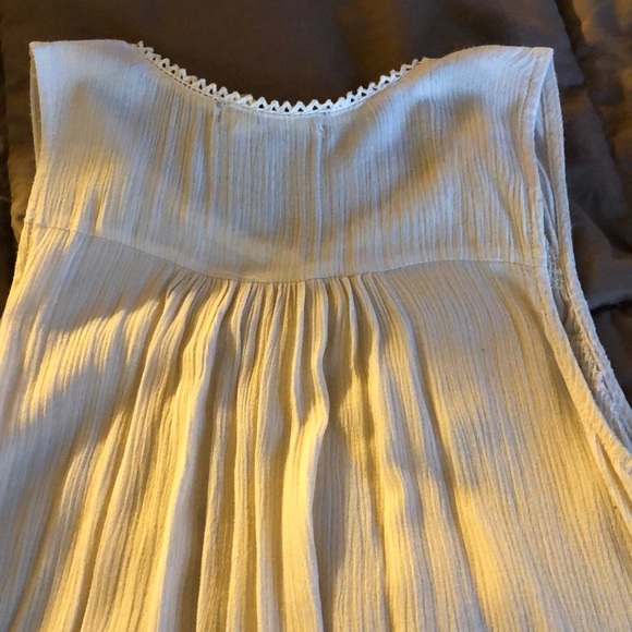 Top - Picture 4 of 5